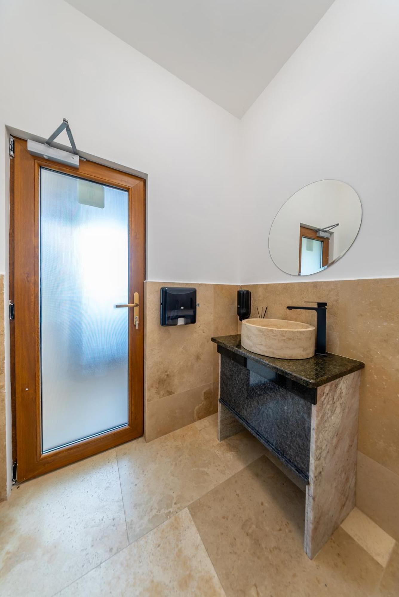 La Casa Blanca Apartment Vladimirescu Luaran gambar