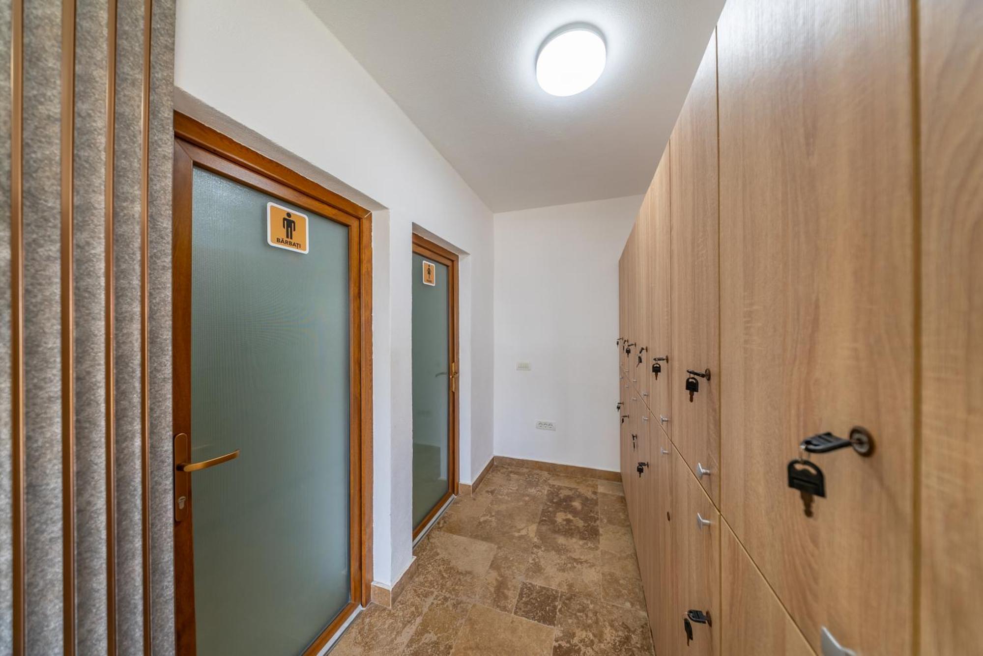 La Casa Blanca Apartment Vladimirescu Luaran gambar