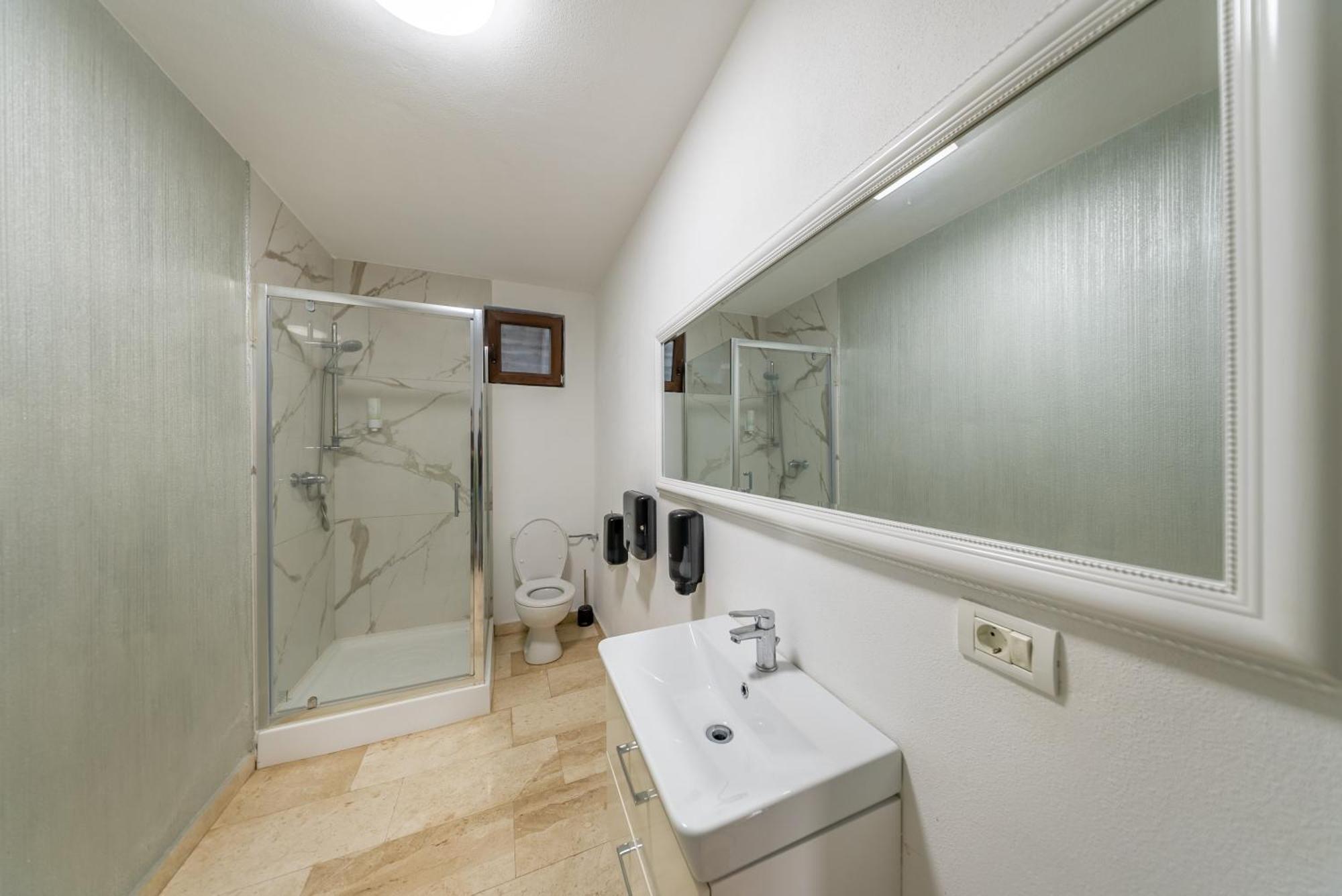 La Casa Blanca Apartment Vladimirescu Luaran gambar